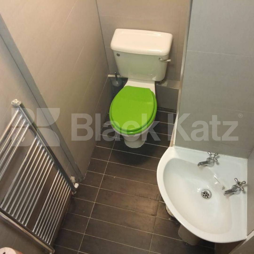 			NEW INSTRUCTION, 1 Bedroom, 1 bath, 1 reception Apartment			 Cable Street, Limehouse 