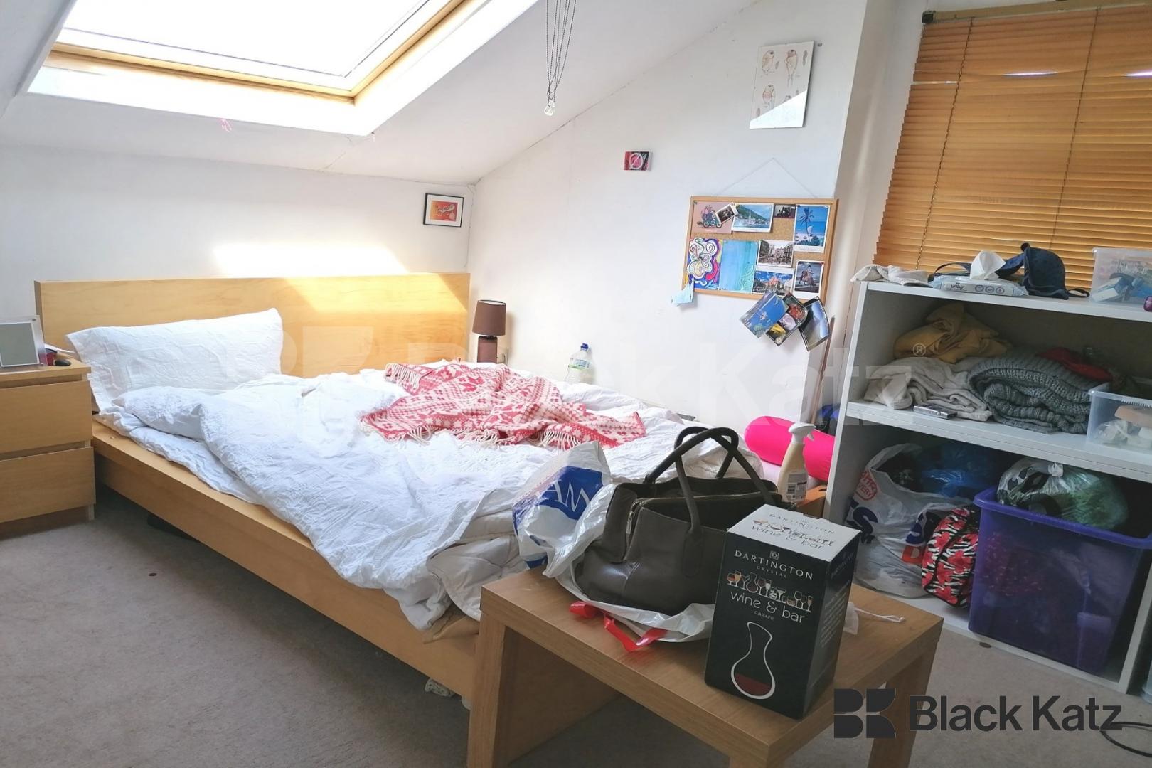 Charming two bedroom two bathroom flat with study room Hayter Road, Brixton Hill