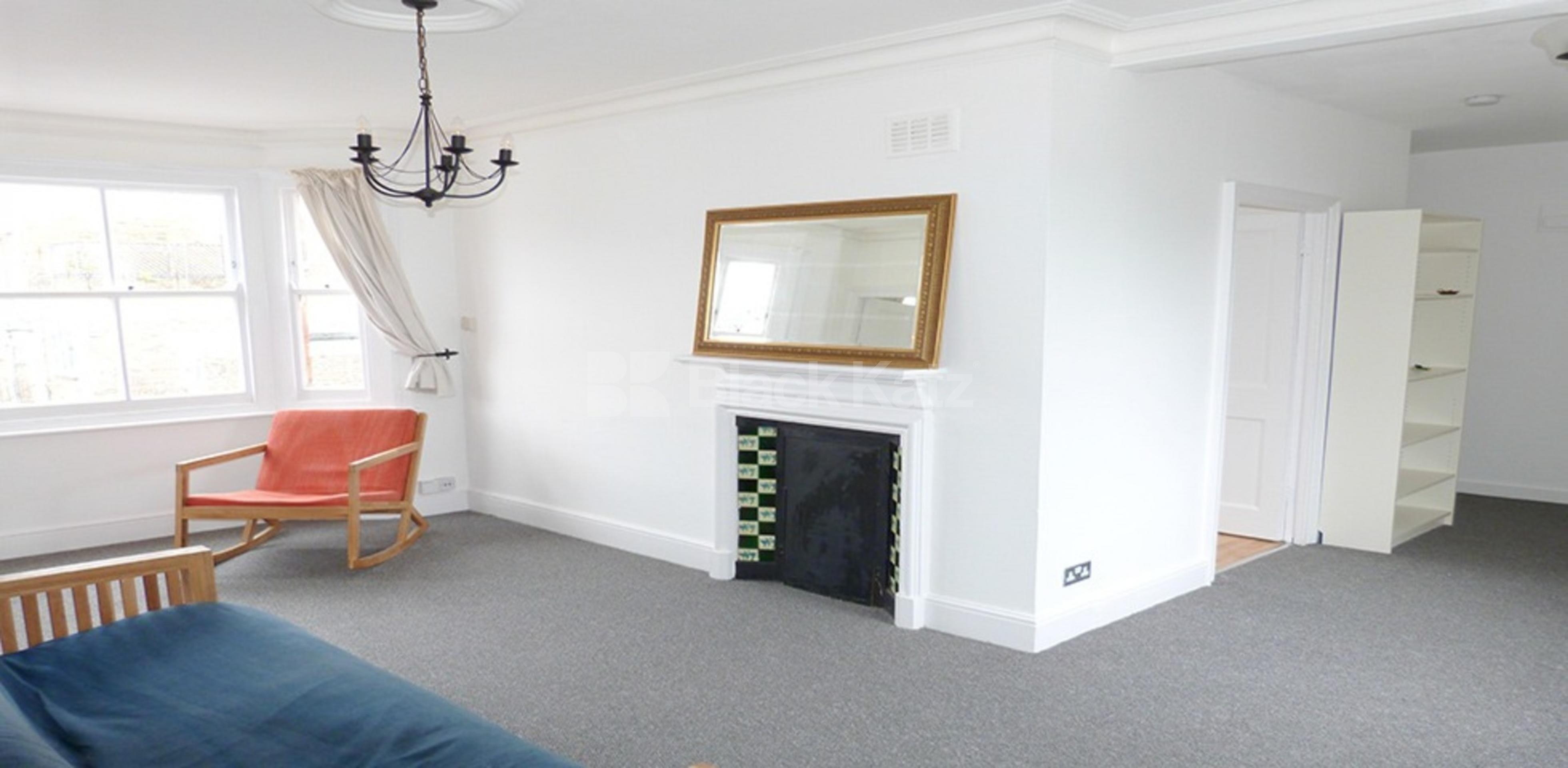 			2 Bedroom, 1 bath, 1 reception Flat			 Stanlake Road, Shephrerds Bush W12