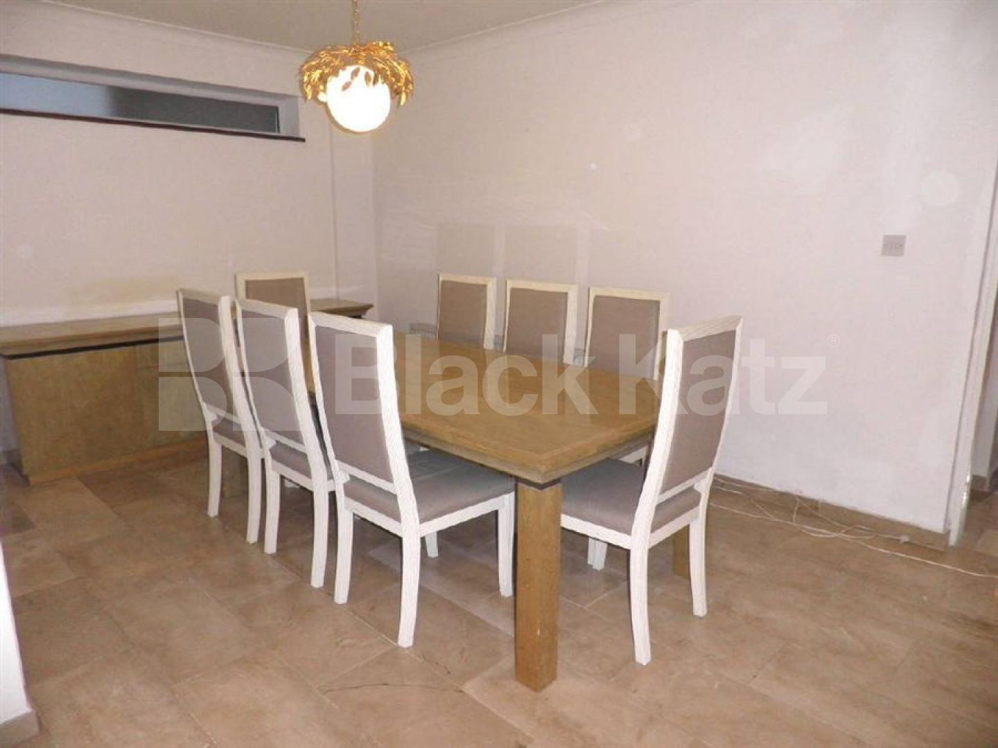 			NEW INSTRUCTION, 3 Bedroom, 1 bath, 1 reception Apartment			 Putney Hill, Putney