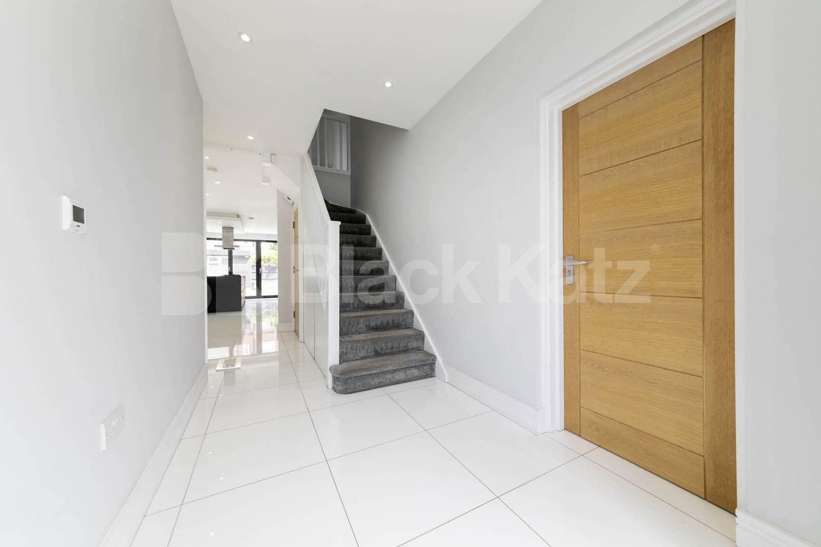 Available from the start of June, this exceptional five-bedroom home has been recently renovated to a high standard, offering modern, spacious living in a highly convenient location.The property comprises five large double bedrooms, all well-proporti Burnley Road, Dollis Hill, NW10,  London