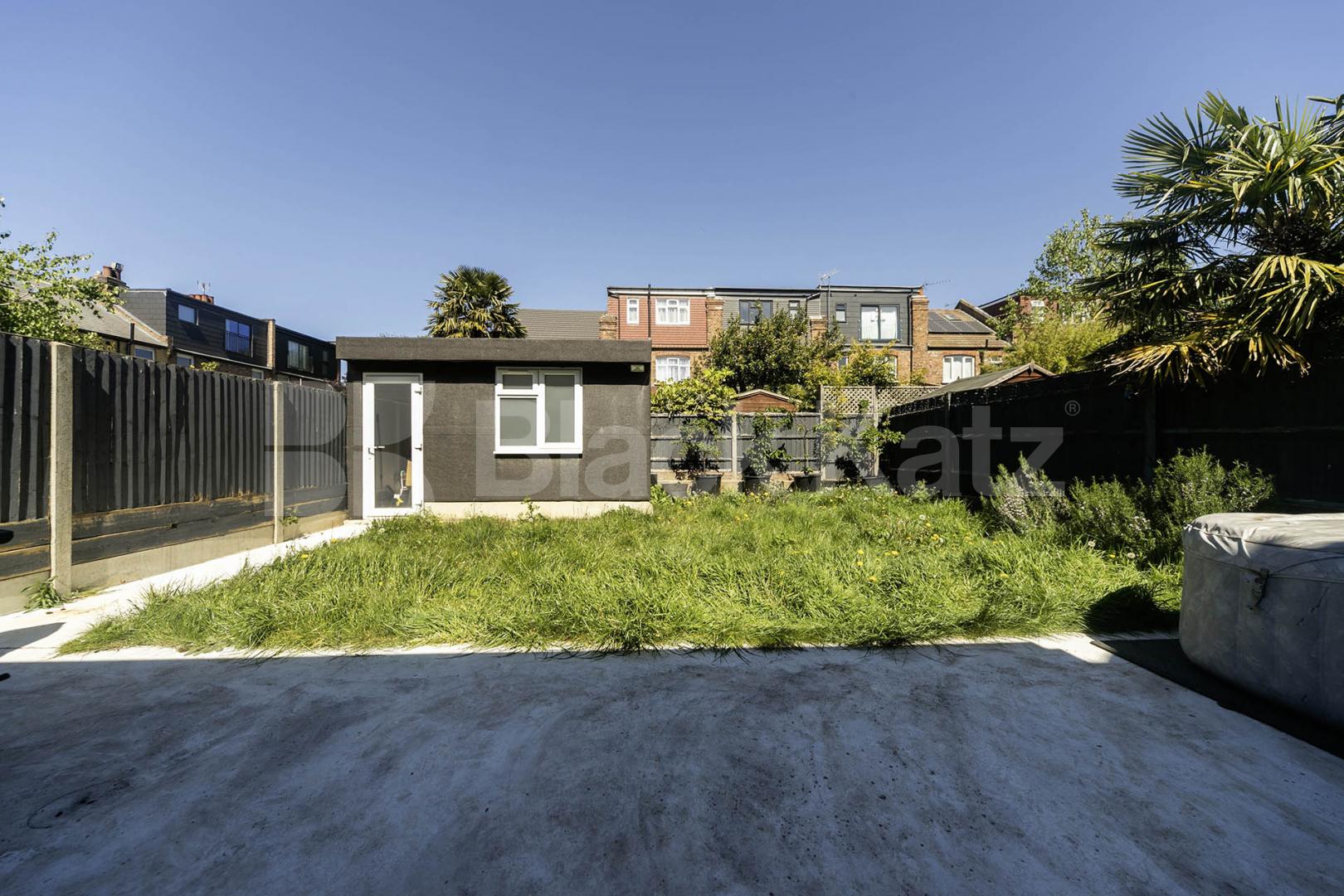 Available from the start of June, this exceptional five-bedroom home has been recently renovated to a high standard, offering modern, spacious living in a highly convenient location.The property comprises five large double bedrooms, all well-proporti Burnley Road, Dollis Hill, NW10,  London