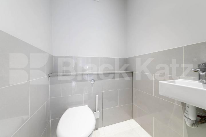 Available from the start of June, this exceptional five-bedroom home has been recently renovated to a high standard, offering modern, spacious living in a highly convenient location.The property comprises five large double bedrooms, all well-proporti Burnley Road, Dollis Hill, NW10,  London
