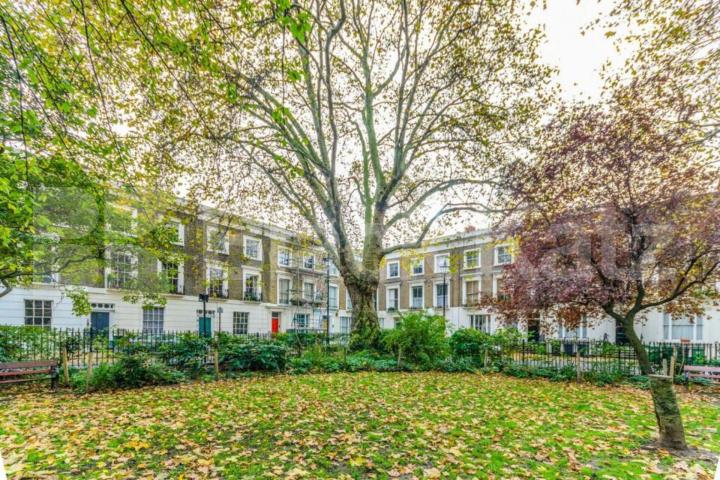 Located in one of King’s Cross / Clerkenwells most desirable squares Granville Square, Kings cross