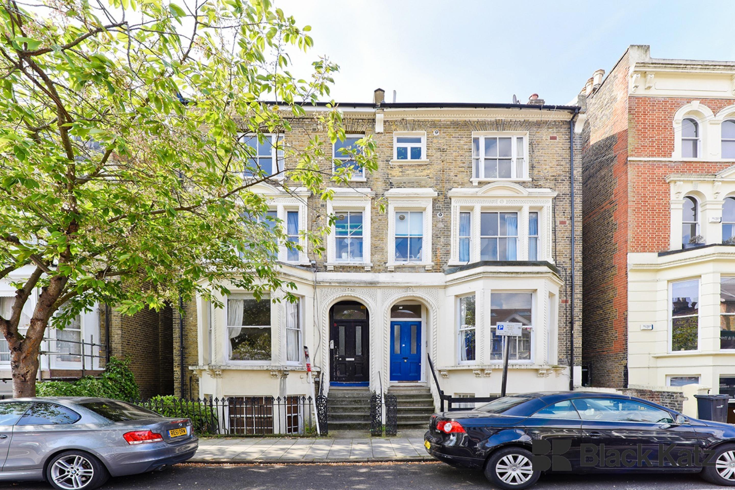 Charming two bedroom two bathroom flat with study room Hayter Road, Brixton Hill SW2