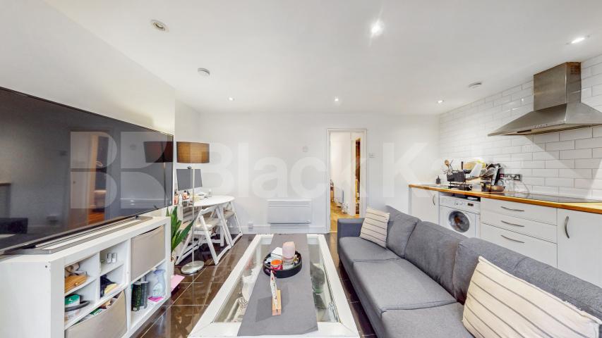 1 bedroom property located in the heart of Angel  Theberton Street, Angel