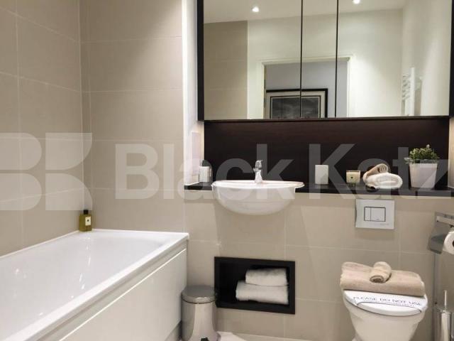 			NEW INSTRUCTION, 2 Bedroom, 1 bath, 1 reception Apartment			 King Fisher Heights, Bramwell Way, Royal Dock/ Pontoon Dock