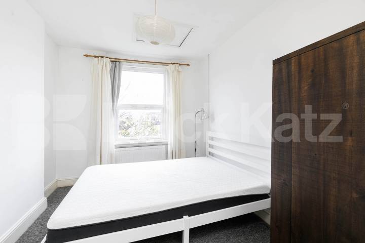 			1 Bedroom, 0 bath, 1 reception 			 Garlinge Road, London, NW2,  London