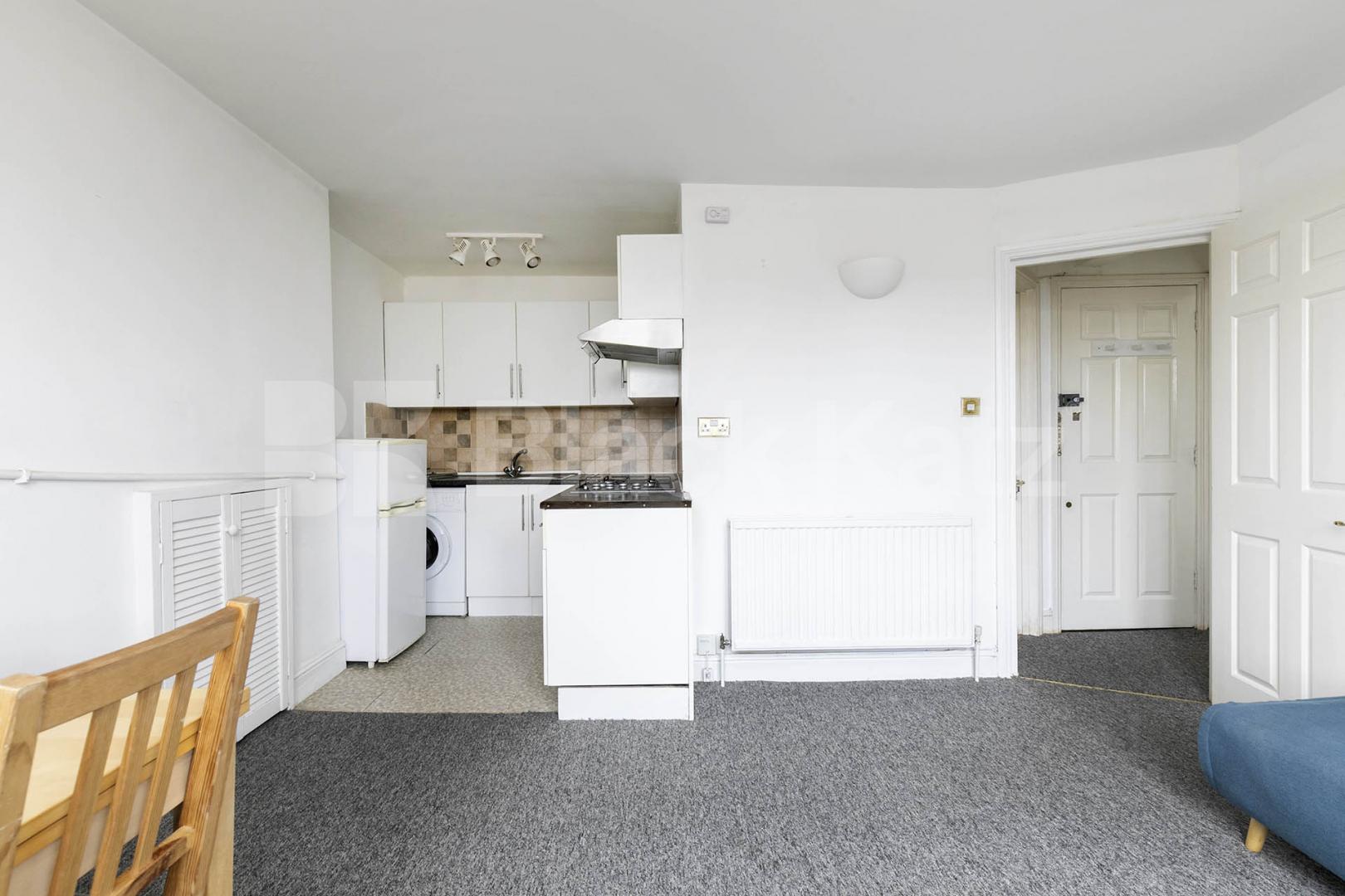 Available Now Garlinge Road, London, NW2,  London