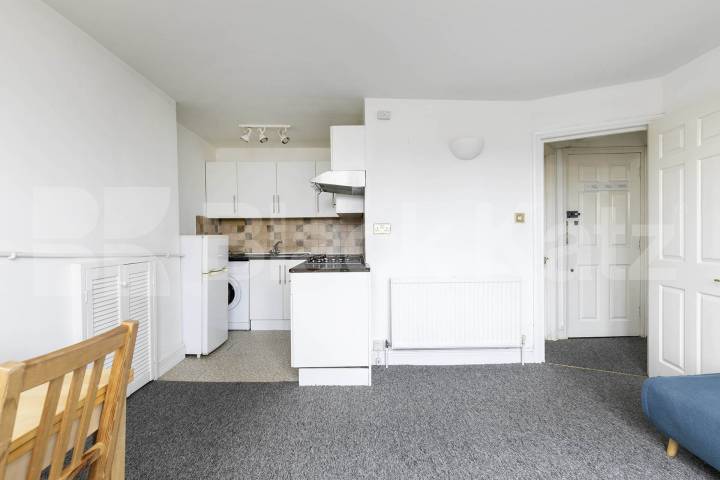 			1 Bedroom, 0 bath, 1 reception 			 Garlinge Road, London, NW2,  London