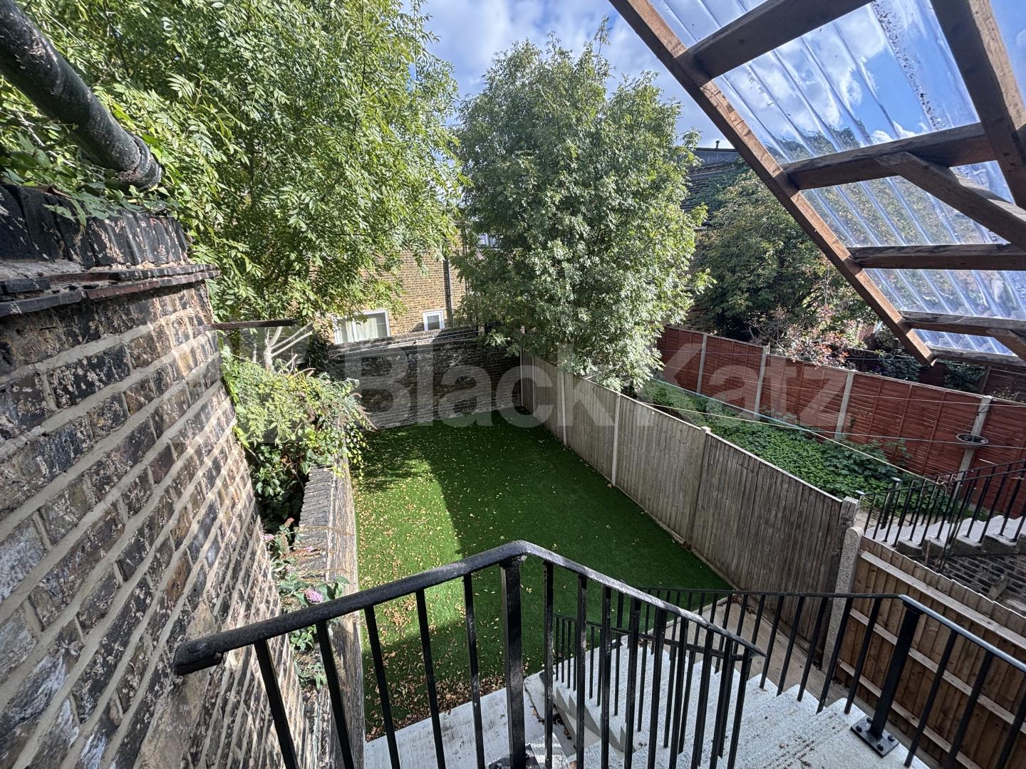 Larger than average & completely refurbished throughout Trundleys Road , Surrey Quays 