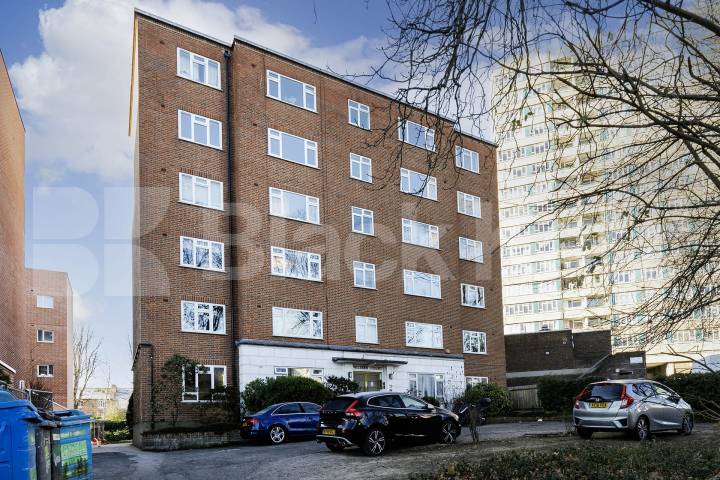			2 Bedroom, 1 bath, 1 reception 			 Shoot Up Hill, Wiltern Court, NW2,  Wiltern Court