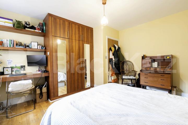 			2 Bedroom, 1 bath, 1 reception 			 Shoot Up Hill, Wiltern Court, NW2,  Wiltern Court