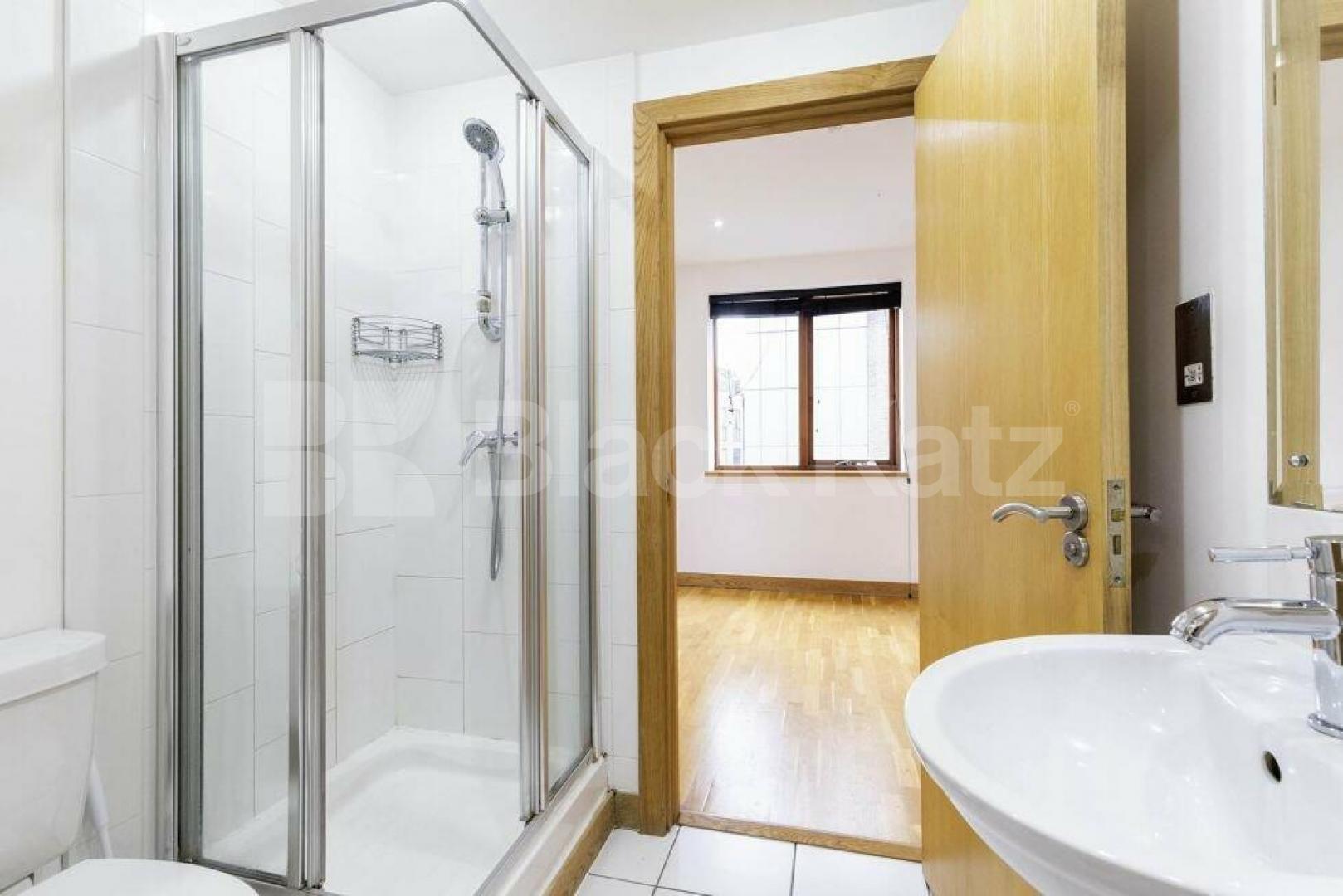 Modern 2 bed 2 bath within a private development mins to tube & shops Noko House, Banister Road, Kensal Rise