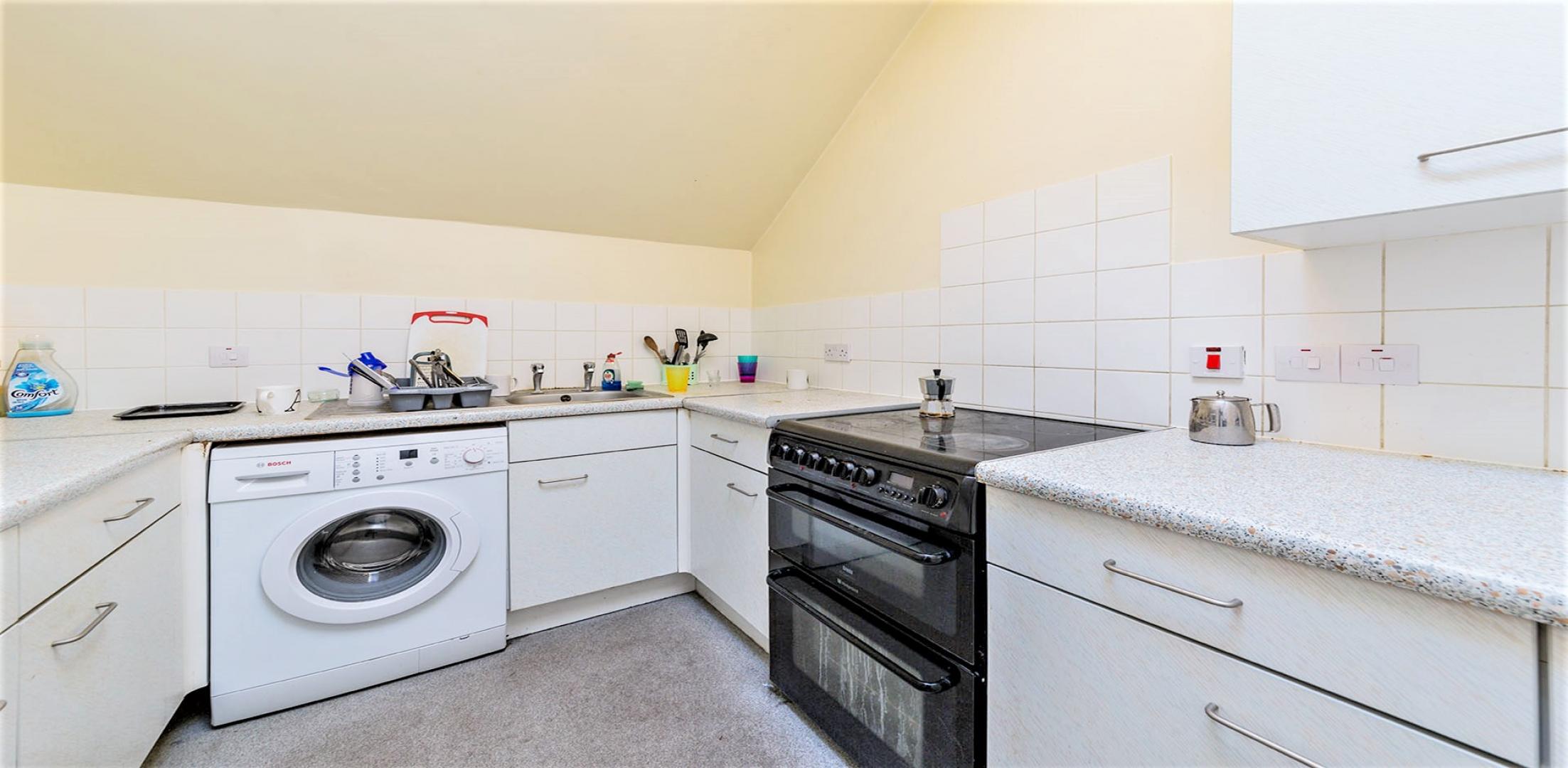 			3 Bedroom, 1 bath, 1 reception Flat			 Dyne Road, KILBURN