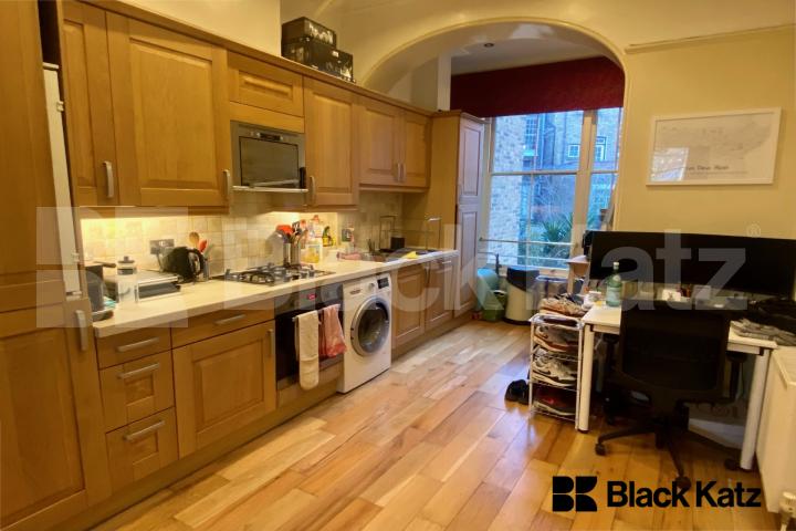 Split level four bedroom garden flat in the heart of Pimlico Lupus Street, Pimlico