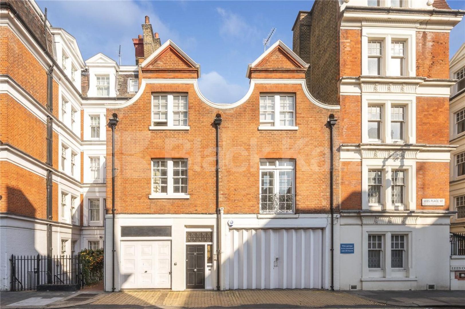Spacious beautifully finished property in an amazing location Lees Place, Mayfair