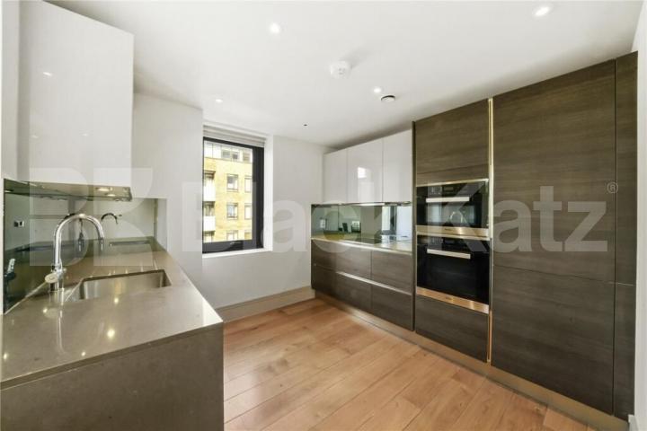 Stunning modern one bedroom flat located in a private development Cecil Grove, St Johns Wood / Primrose Hill