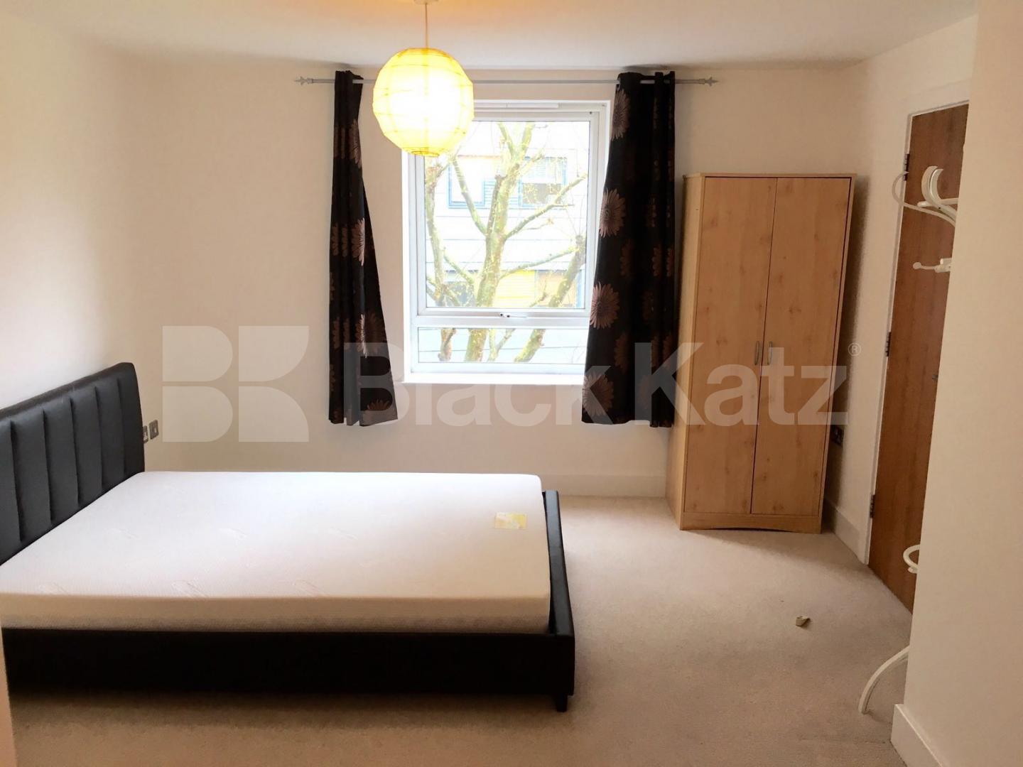 			NEW INSTRUCTION , 2 Bedroom, 1 bath, 1 reception Apartment			 Alscot Road, London Bridge