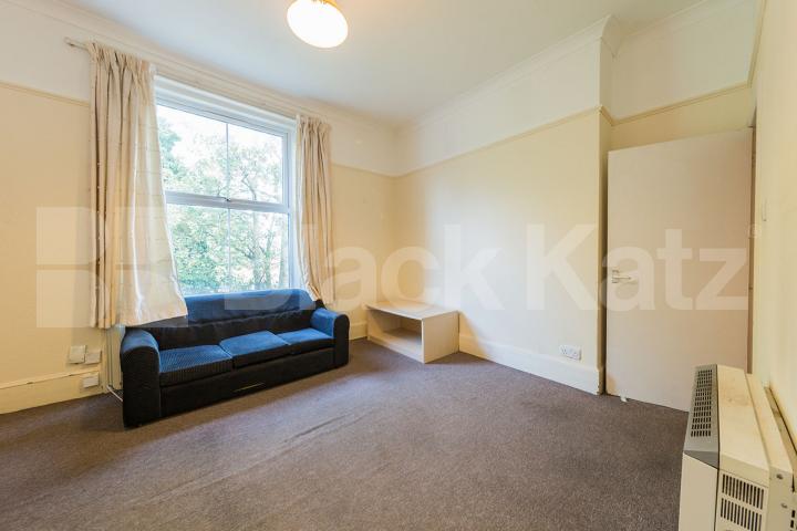 Refurbished 1 bedroom property on the borders of Camden & Holloway  Camden Road, Holloway
