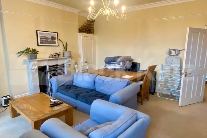 Spacious top floor four bedroom flat in beautiful Victorian building Lupus Street, Pimlico