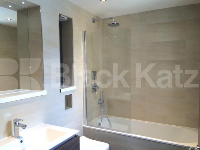 			NEW INSTRUCTION (Includes Parking), 3 Bedroom, 1 bath, 1 reception Mews House			 Rushgrove Street , Woolwich Arsenal