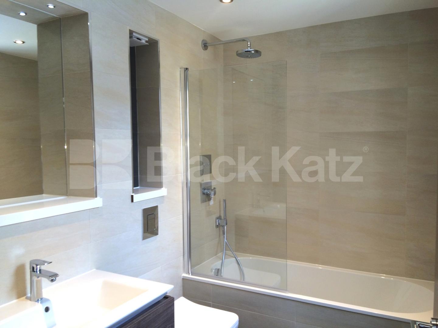 			NEW INSTRUCTION (Includes Parking), 4 Bedroom, 1 bath, 1 reception Mews House			 Rushgrove Street , Woolwich Arsenal