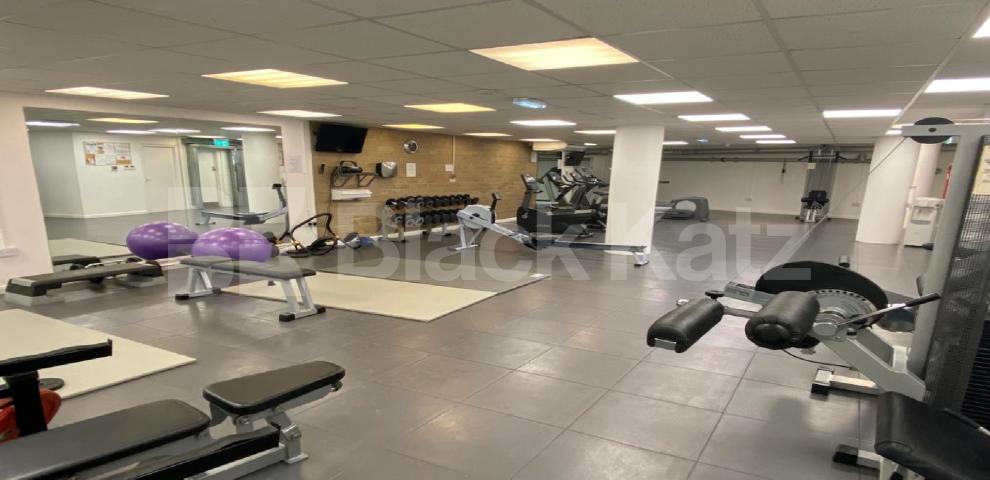 			LET , 1 Bedroom, 1 bath, 1 reception Apartment			 Parliament View, Lambeth Bridge, Waterloo