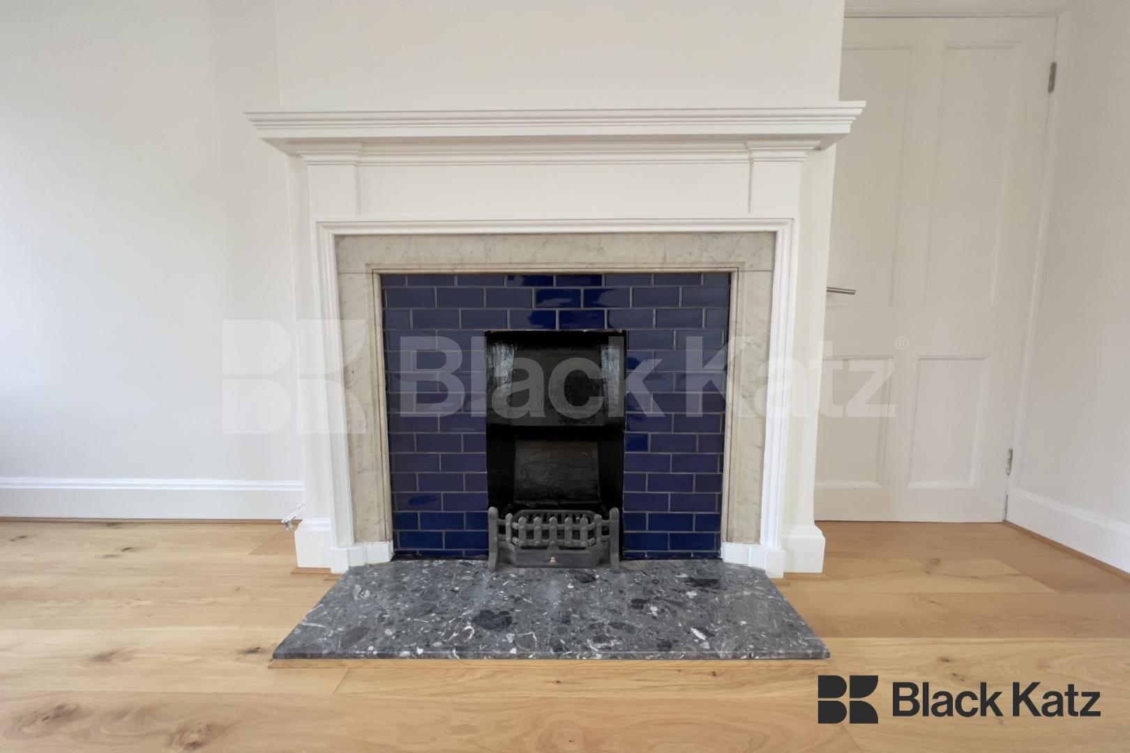 Superbly located Vicarage conversion recently redecorated throughout Porlock Street, London Bridge