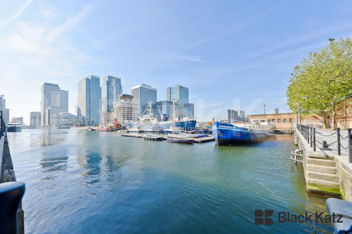  Highly desirable development with stunning unhindered views Dollar Bay Place, Canary Wharf