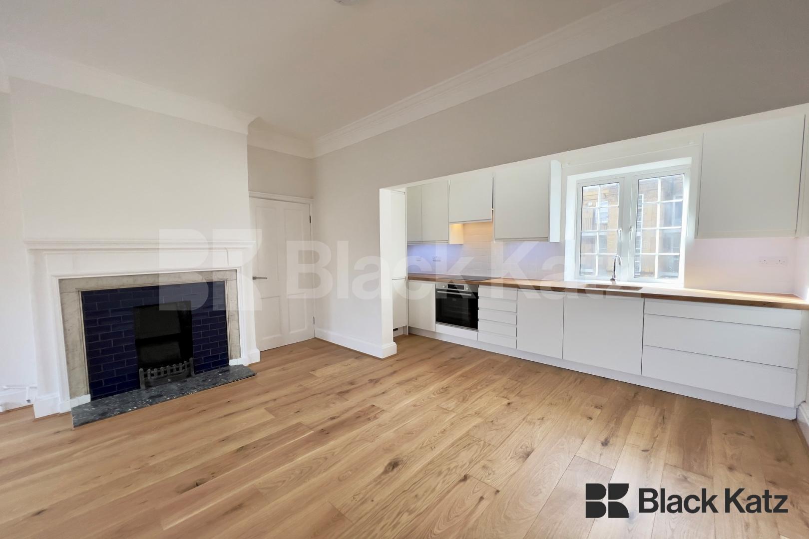 Superbly located Vicarage conversion recently redecorated throughout Porlock Street, London Bridge