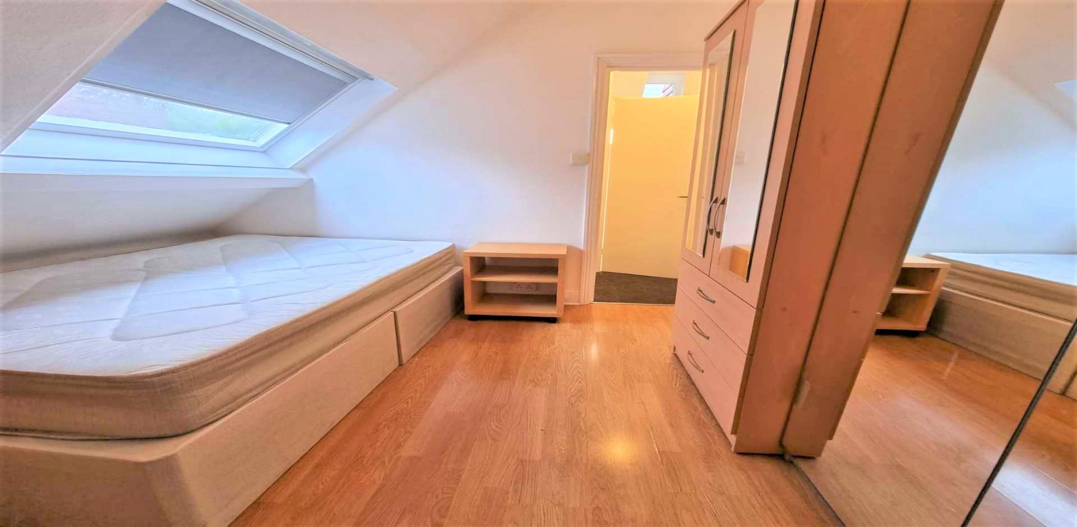 			1 Bedroom, 1 bath, 1 reception Apartment			 Exeter Road , KILBURN 