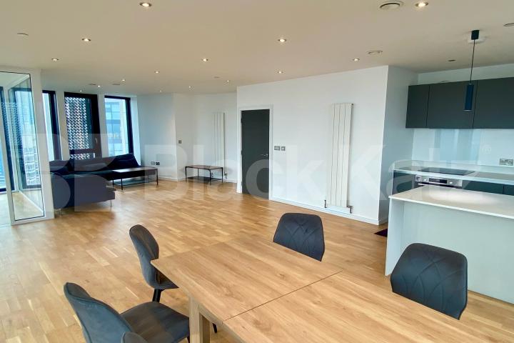 110m2 of living & entertaining space & stunning views of the cityscape   Ceramic Building, Newington Causeway, Elephant and Castle