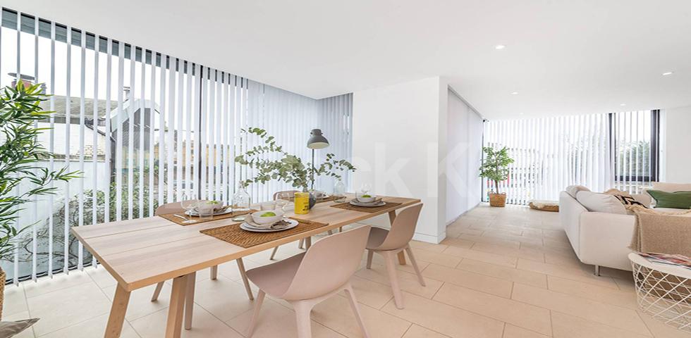 Truly stunning 3 bed 2 bath penthouse by Regents Park and Camden Tube  Oval Road, Regents Park