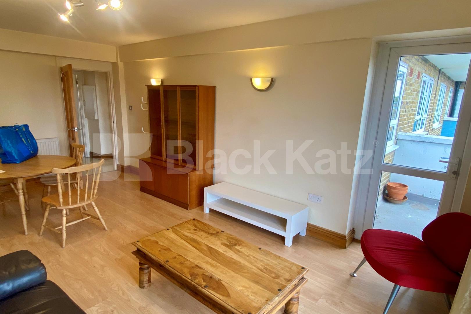 Superbly located with stunning views of the cityscape  Great Suffolk Street , Borough