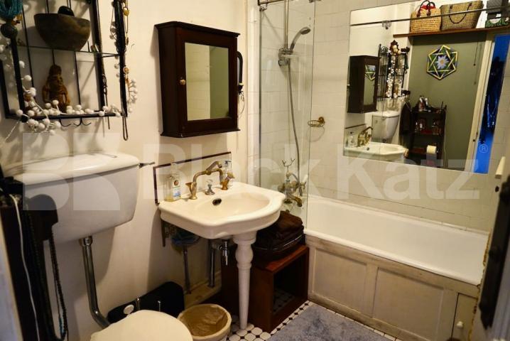 			New Instruction In Heart Of Crouch End !, 1 Bedroom, 1 bath, 1 reception Apartment			 Coolhurst Road, Crouch End / Highgate