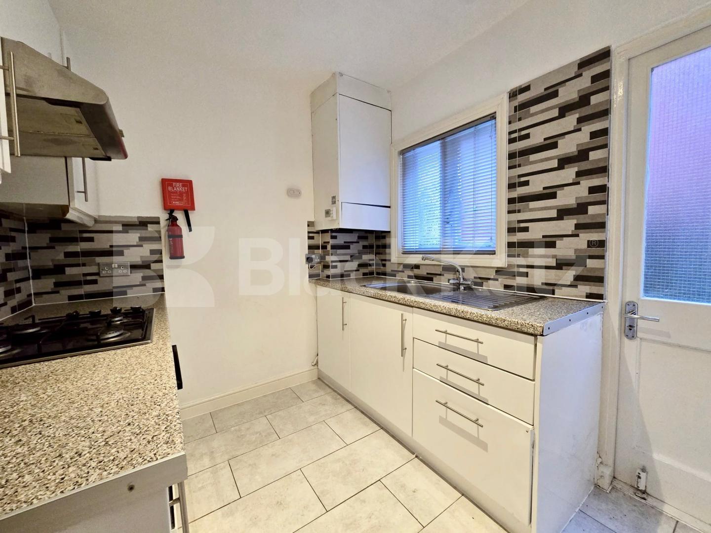 			2 Bedroom, 2 bath, 1 reception Flat			 Stanley Gardens, Willesden Green