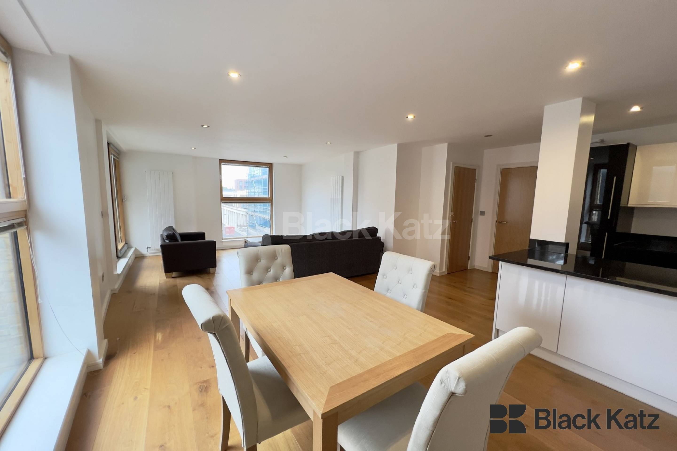 Superbly located & offering size (820 Sq.Ft.) quality & location  Great Suffolk Street, London Bridge / Borough SE1