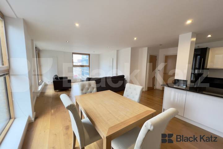 Superbly located & offering size (820 Sq.Ft.) quality & location  Great Suffolk Street, London Bridge / Borough