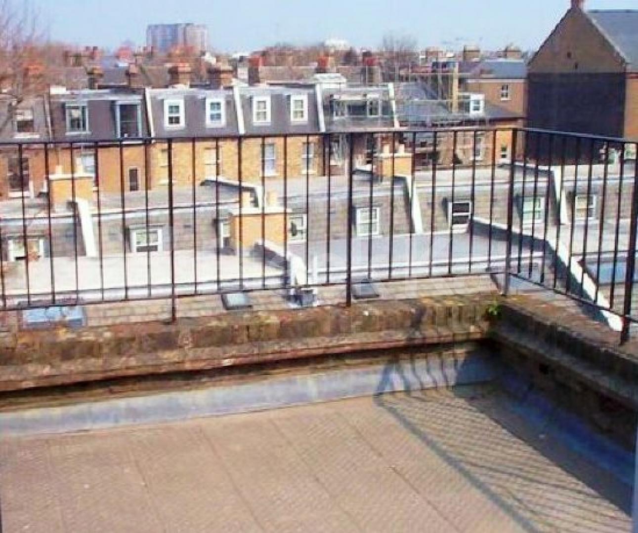 			NEW INSTRUCTION!, 3 Bedroom, 1 bath, 1 reception Flat			 Sevington Street, MAIDA VALE 