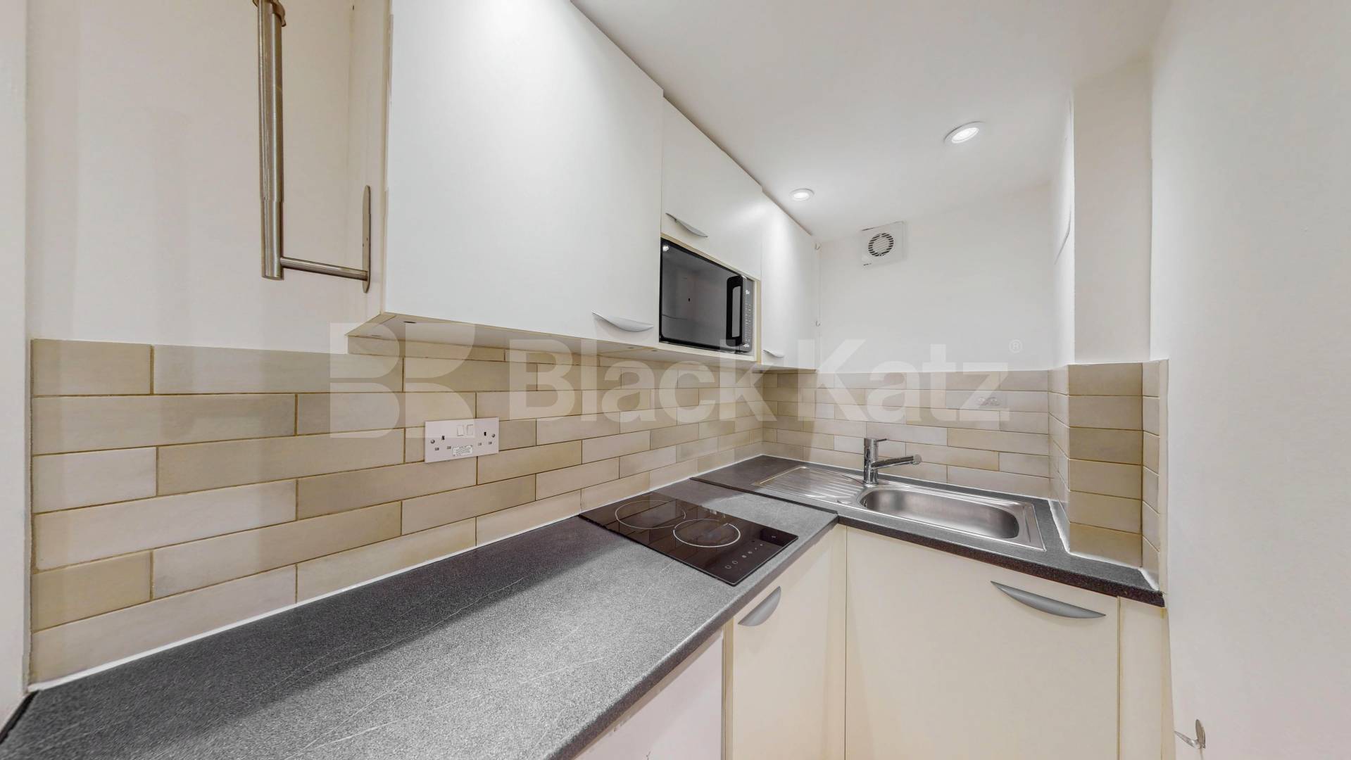 Modern Studio walking distance to Marylebone Tube & Regents Park  Harewood Avenue, Marylebone