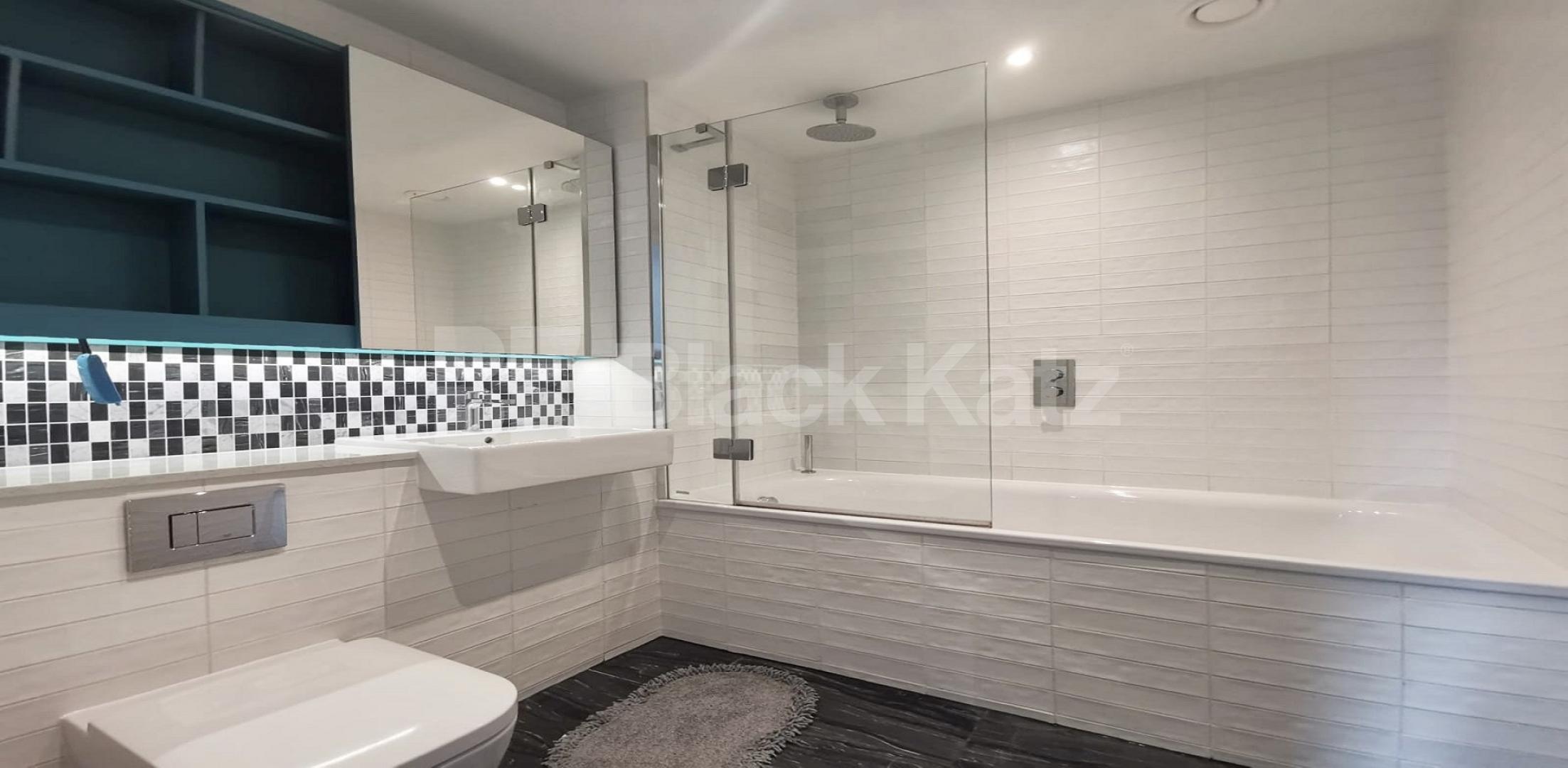 			UNDER OFFER , 1 Bedroom, 1 bath, 1 reception Apartment			 Southwark Bridge Road, Elephant and Castle