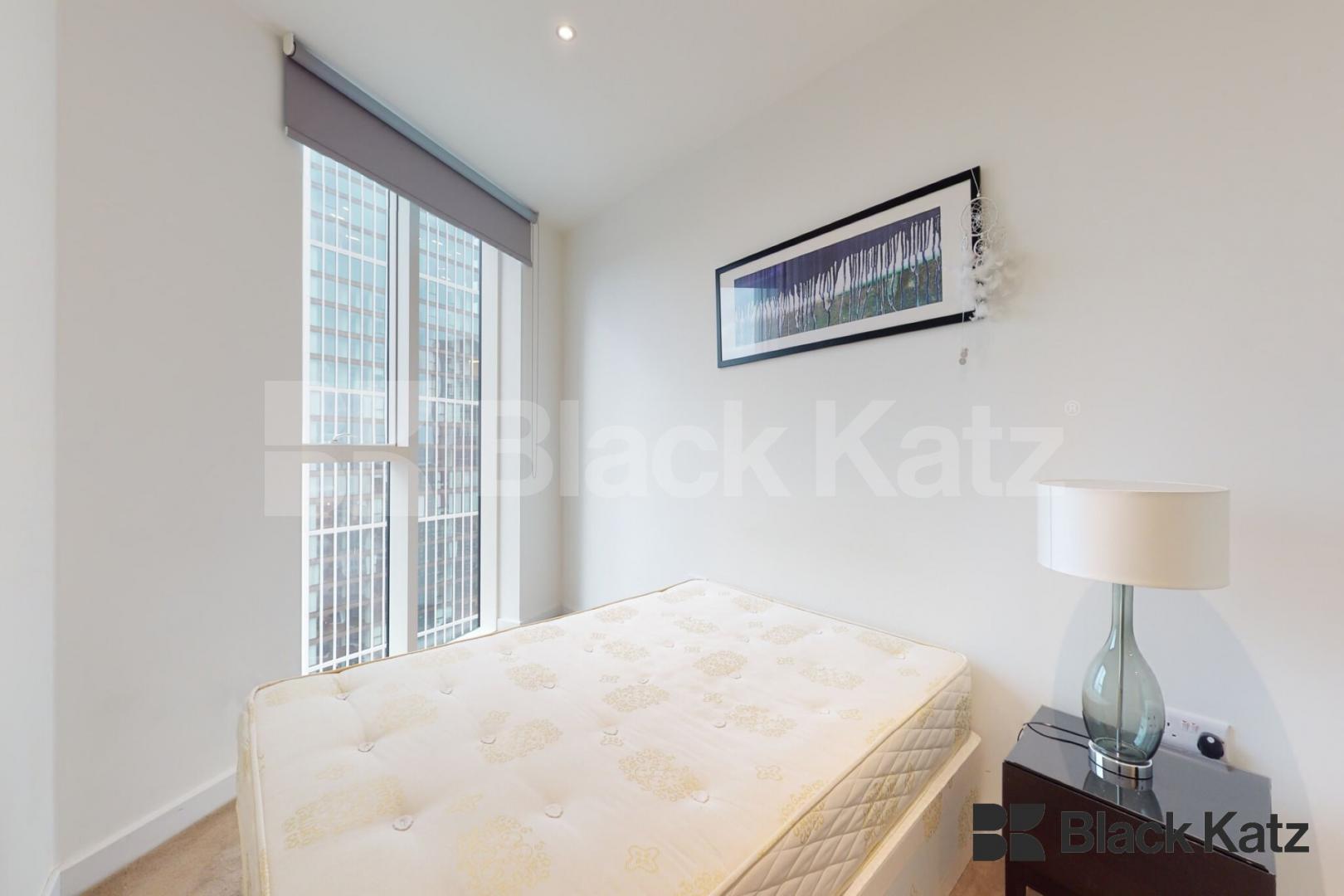 Stunning two bedrooms on Nine Elms Wandsworth Road - Sky Gardens, Nine Elms