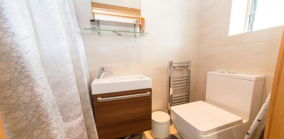 			2 Bedroom, 2 bath, 1 reception Flat			 Priory Terrace, WEST HAMPSTEAD