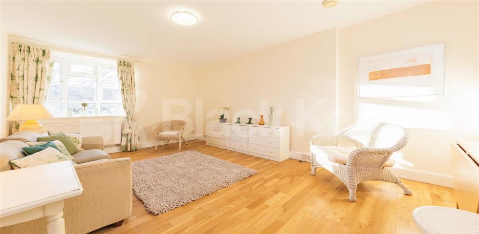 			1 Bedroom, 0 bath, 1 reception 			 Mowbray Road, London, NW6,  London