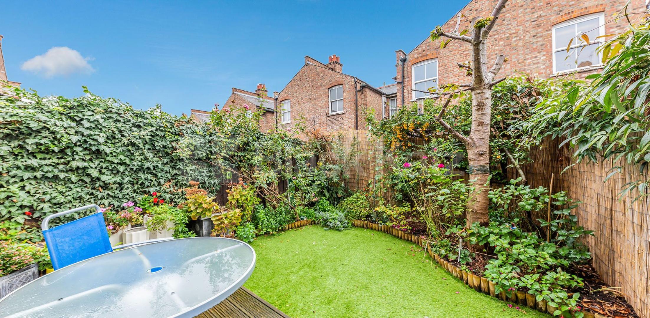 			Great 2 bedroom House!, 2 Bedroom, 1 bath, 1 reception Maisonette			 Lymington Avenue, Wood Green