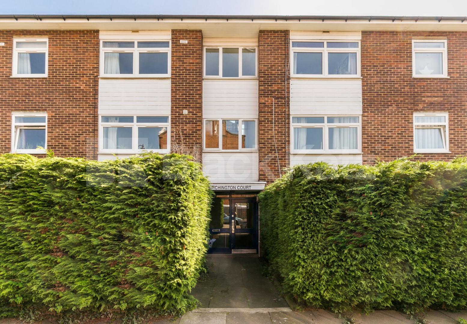 			Great Location!, 2 Bedroom, 1 bath, 1 reception Flat			 Crouch Hall Road, Crouch End