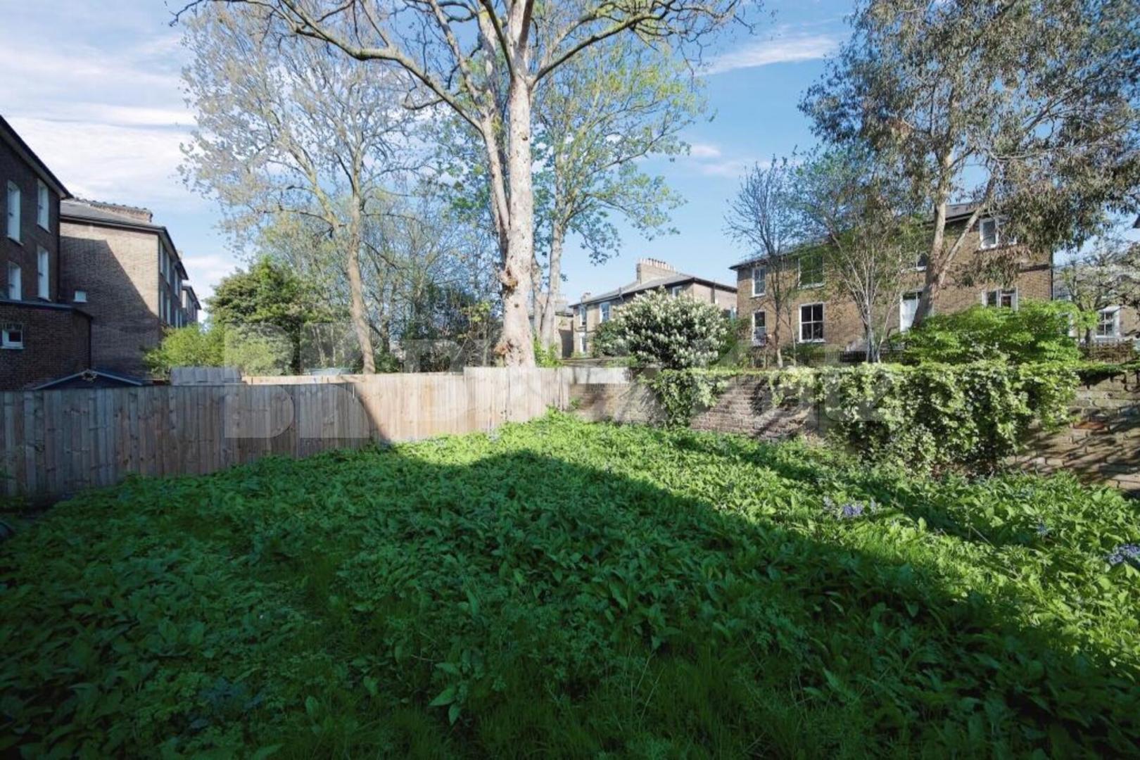 Amazing recently refurbished and spacious 1 bed on a premier rd in kentish town Bartholowmew Road, Kentish Town