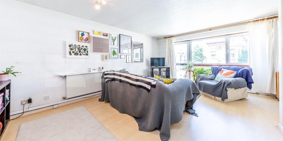 			Great Location!, 2 Bedroom, 1 bath, 1 reception Flat			 Church Lane, Crouch End / Hornsey