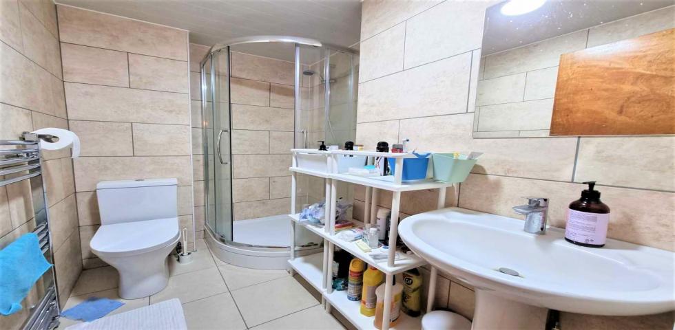 			2 Bedroom, 1 bath, 1 reception Flat			 Heathfield Park, WILLESDEN GREEN